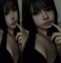 Young Ladyboy Meru 19 - masseuse in Makati City