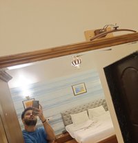 Young Male Looking to Fuck Widow - Male escort in Navi Mumbai