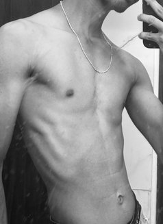 Young man - Male escort in Indore Photo 5 of 5