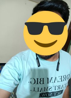 Young Man Looking for Genuine Women - Acompañantes masculino in Hyderabad Photo 1 of 1