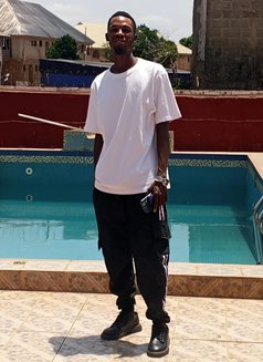 Young Master - Male adult performer in Benin City Photo 1 of 4