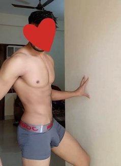 Young Mature Independent - Male escort in New Delhi Photo 6 of 6