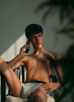 Baby boy elite🇪🇺 - Acompañantes masculino in Riyadh Photo 6 of 11