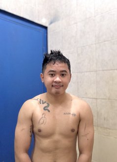 Young Muscle - Male escort in Jakarta Photo 9 of 9