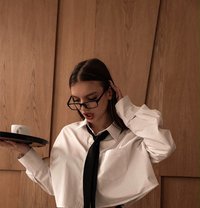 Young Natalie Full Service Anal - escort in Dubai Photo 22 of 28