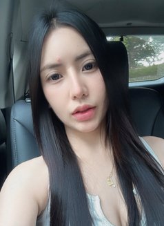 Young pretty chloe - escort in Taipei Photo 3 of 5