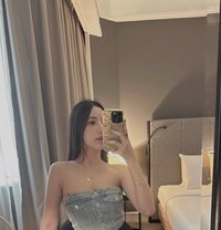 Young pretty chloe - escort in Taipei