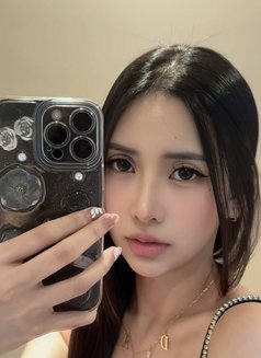 Young & Pretty Zia - puta in Taipei Photo 9 of 10