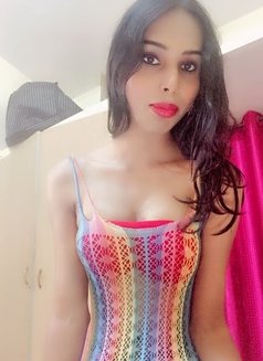 Roshni bby - Transsexual escort in Chennai Photo 5 of 9