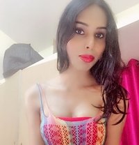 Young Shemale Sexy Queen - Transsexual escort in Chennai Photo 5 of 7