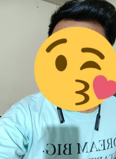 Young Single Guy for Unsatisfied Women - Acompañantes masculino in Hyderabad Photo 1 of 1