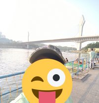 Young Single Men Looking for Women - Male escort in Hyderabad