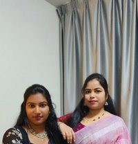 Young Southindian Threesome Girls - puta in Dubai