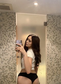 Young Tight Madison - escort in Bangkok Photo 7 of 8