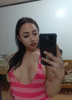 Young Transversatile From Manila - Transsexual escort in Manila Photo 6 of 7