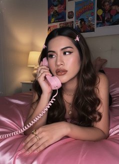 YOUNG TS - Acompañantes transexual in Singapore Photo 7 of 16