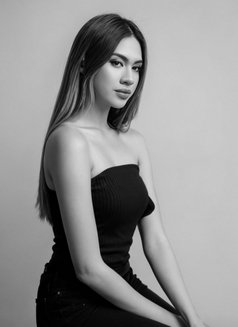 YOUNG TS - Acompañantes transexual in Singapore Photo 11 of 16