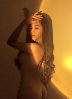 Youngest ts mariana - Transsexual escort in Taipei Photo 9 of 10