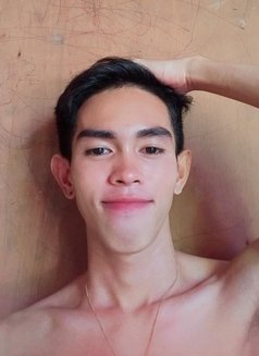 Young Twink - Male escort in Davao Photo 3 of 5