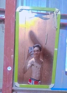 Young Twink - Male escort in Davao Photo 4 of 5