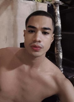 Young Twink Guy - Male escort in Manila Photo 12 of 14