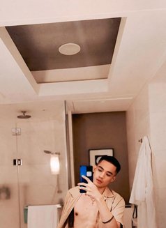 Young Twink Guy - Acompañantes masculino in Manila Photo 6 of 10