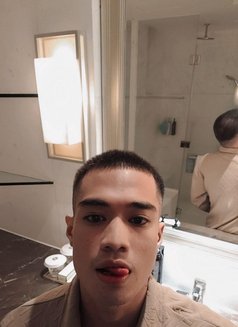 Young Twink Guy - Acompañantes masculino in Manila Photo 7 of 10