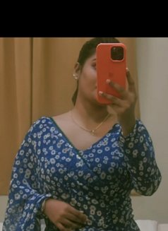 Young Unmarried Girls and Kerala Girlvai - masseuse in Chennai Photo 5 of 12