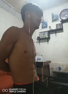 Youngboy7inch - Male escort in Makati City Photo 7 of 9