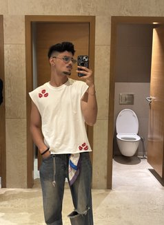 Youngbull - Male escort in New Delhi Photo 6 of 7