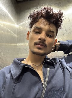 Youngbull - Male escort in New Delhi Photo 7 of 7
