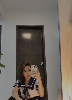 Youngest chanel - escort in Manila Photo 2 of 8