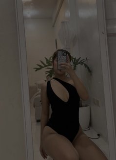 Youngest chanel in town - escort in Manila Photo 5 of 9