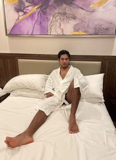 Youngmoreno - Male escort in Makati City Photo 11 of 18