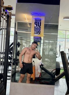 Youngmuscle - Acompañantes masculino in Jakarta Photo 3 of 5