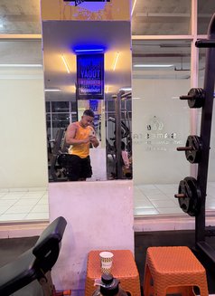 Youngmuscle - Acompañantes masculino in Jakarta Photo 4 of 5