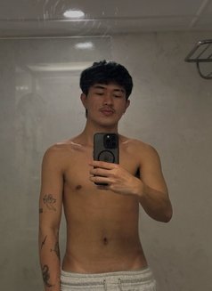 VVIP TWINK HOT FOR YOU 🇵🇭🇯🇵 - Male escort in Bangkok Photo 1 of 9