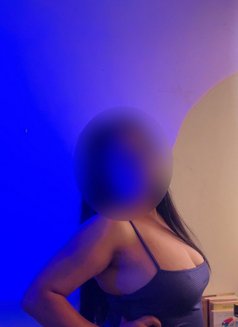 Your Aditi🦋🤤🥵 - puta in Bangalore Photo 2 of 5