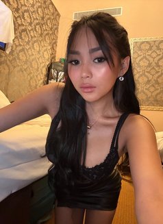 Your Angel Is Now Arrived - puta in Hong Kong Photo 17 of 21