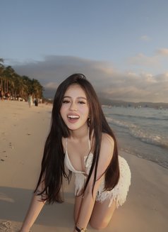 Your Asian Babygirl, Julia - puta in Manila Photo 4 of 13