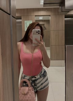 Your Asian Babygirl, Julia - puta in Manila Photo 10 of 13