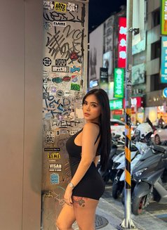 Your baby girl just landed - escort in Bangkok Photo 15 of 16