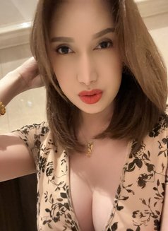 Your bella - puta in Macao Photo 7 of 9