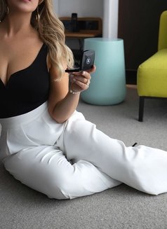 Your Blonde, Australian Beauty - escort in Hong Kong Photo 7 of 14
