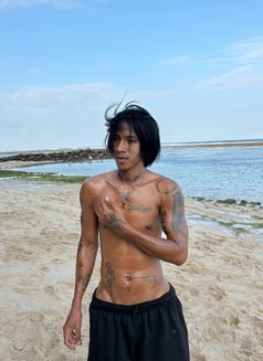 Your boy - Male escort in Bali Photo 5 of 5