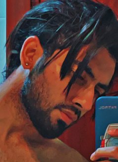 Your Boy King - Acompañantes masculino in Karāchi Photo 1 of 2