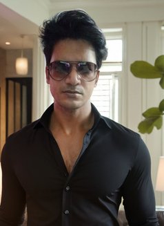 Your Dominant Lover & Fantasy Master - Acompañantes masculino in Kolkata Photo 10 of 13