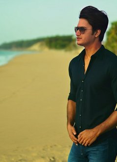 Your Dominant Lover & Fantasy Master - Acompañantes masculino in Kolkata Photo 12 of 13