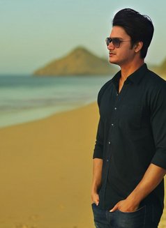 Your Dominant Lover & Fantasy Master - Acompañantes masculino in Kolkata Photo 13 of 13