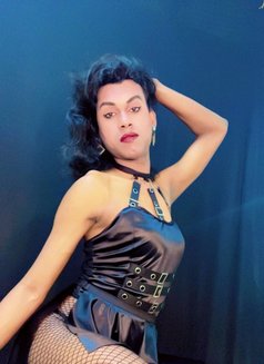 Your dominatrix mistress - Transsexual escort in Bangalore Photo 28 of 30